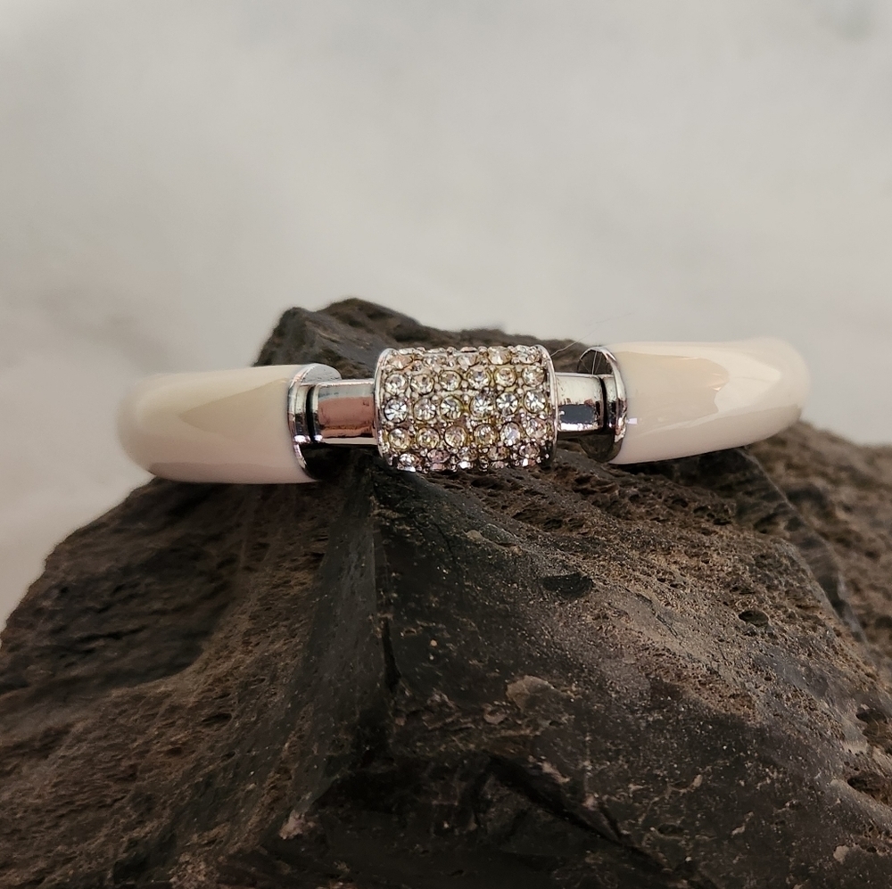 NWT Lia Sophia "Technicolor" White and cut crystal silver bracelet